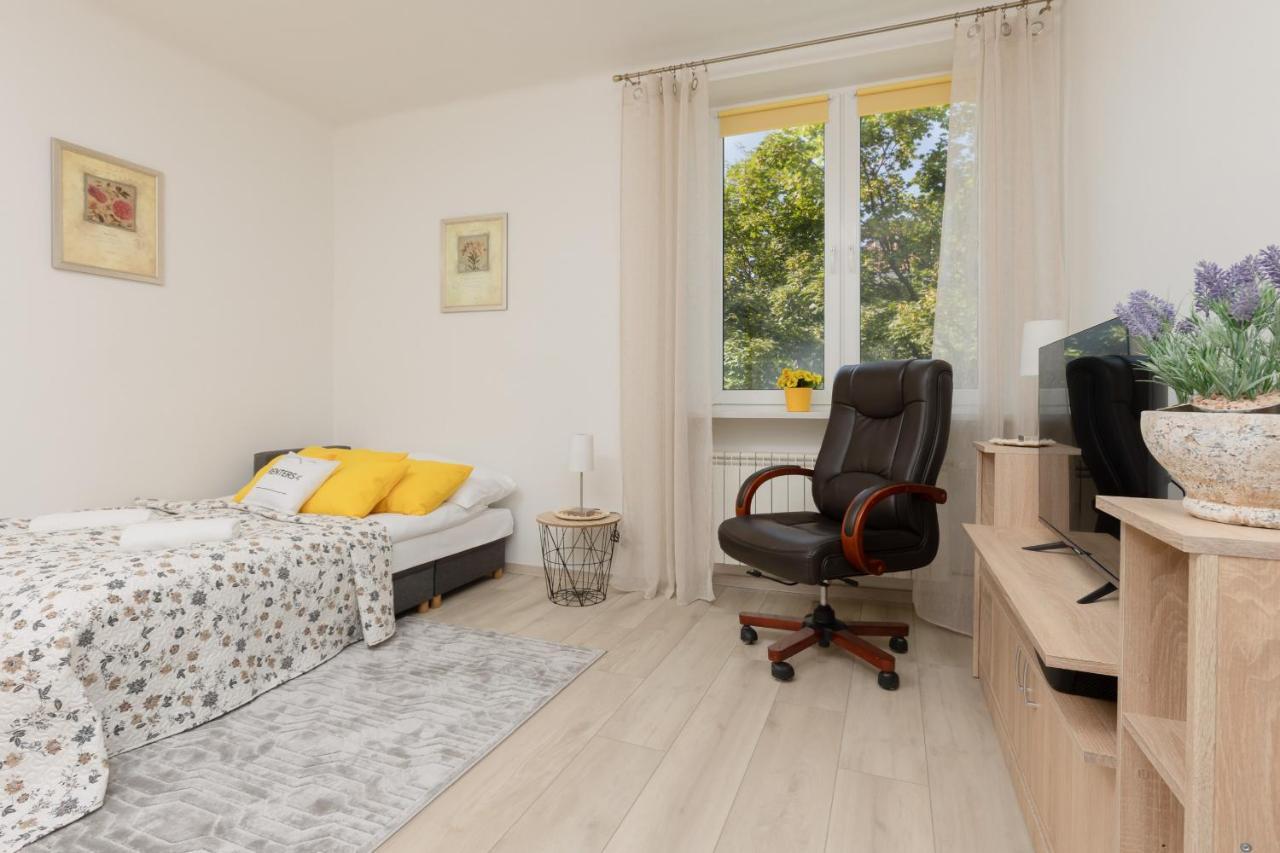 Raclawicka Cozy Studio Apartment By Noclegi Renters Warszawa Eksteriør bilde